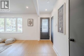 57 Leahann Dr in Toronto, ON - Building Photo - Building Photo