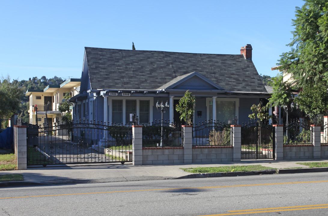 4219-4221 Griffin Ave in Los Angeles, CA - Building Photo