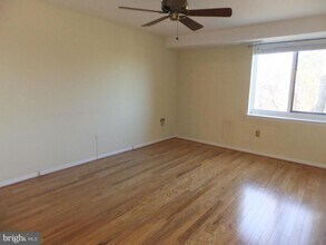 1637 Oakwood Dr-Unit -S-423 in Narberth, PA - Building Photo - Building Photo