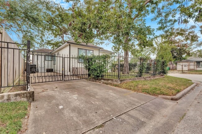 property at 222 Moody St