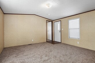 3031 Bay Oaks Harbor Dr in Baytown, TX - Building Photo - Building Photo