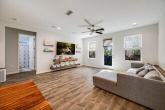 130 Creve Core Dr in Crestview, FL - Building Photo - Building Photo