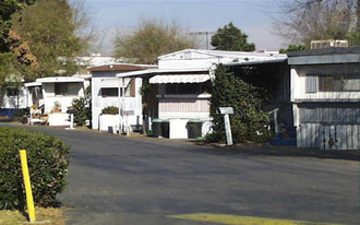 Thunderbird Lodge Mobile Home Park Apartamentos