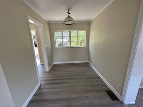 1230 E Orange Ave in Eustis, FL - Building Photo - Building Photo