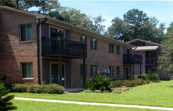 Mossy Oaks Village in Beaufort, SC - Foto de edificio - Building Photo