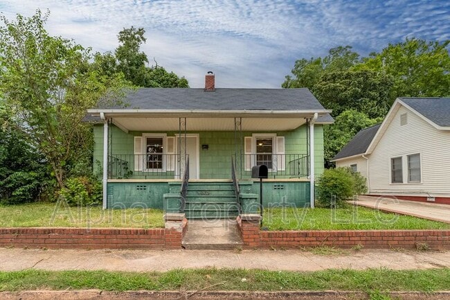 property at 8 Wrigley St