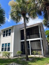 2307 N Congress Ave in Boynton Beach, FL - Building Photo - Building Photo