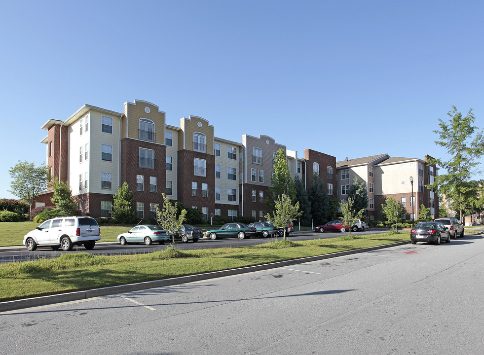 Renaissance Park Place in Atlanta, GA - Building Photo