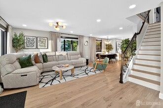 162 Brower Ave in Edison, NJ - Building Photo - Building Photo