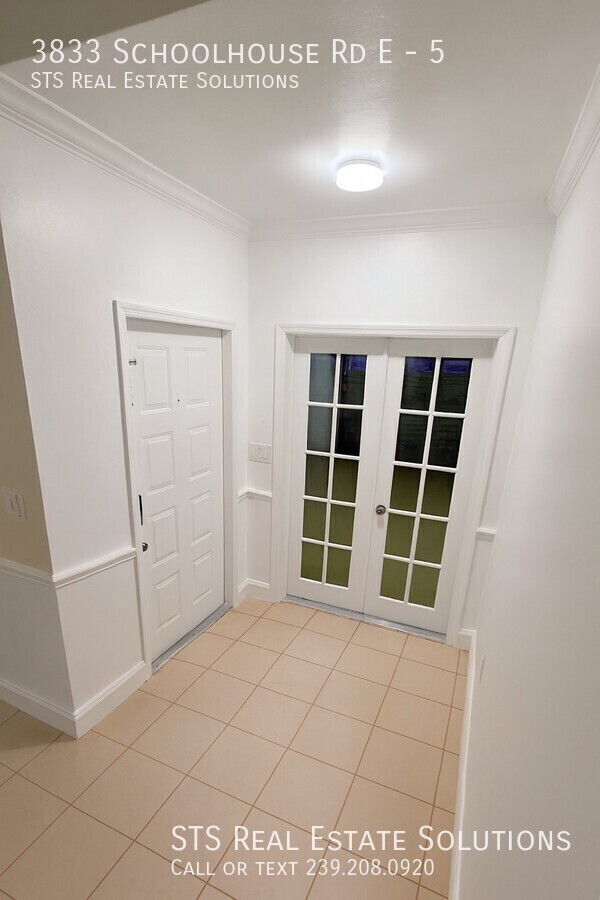 3833 Schoolhouse Rd E in Ft. Myers, FL - Building Photo - Building Photo