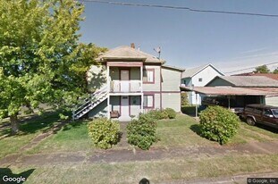 940-940 Willetta St SW in Albany, OR - Building Photo