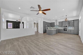 1135 Hidden Mist St in Henderson, NV - Building Photo - Building Photo