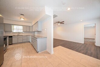 2437 W 4th St in Irving, TX - Building Photo - Building Photo