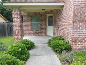 5311 Misty Moon Dr in Humble, TX - Building Photo - Building Photo