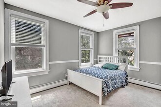 51 N Evergreen Ave in Woodbury, NJ - Building Photo - Building Photo