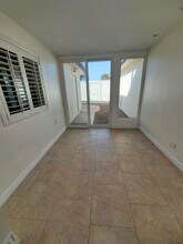 2725 S Azalea Dr in Tempe, AZ - Foto de edificio - Building Photo