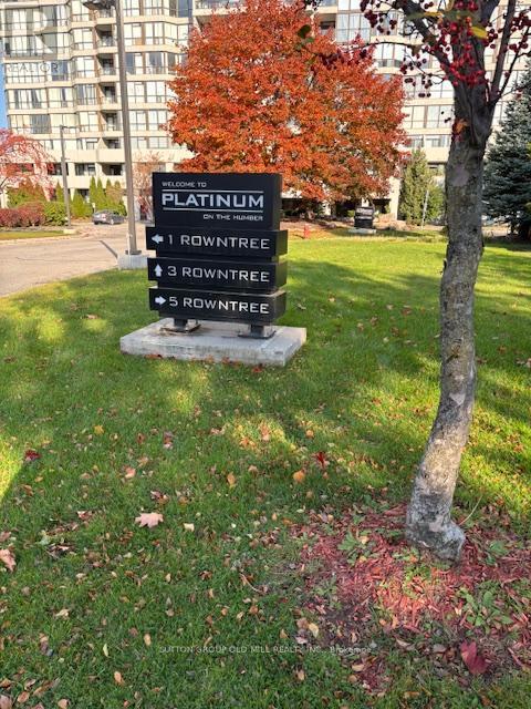 3 Rowntree Rd in Toronto, ON - Building Photo - Building Photo