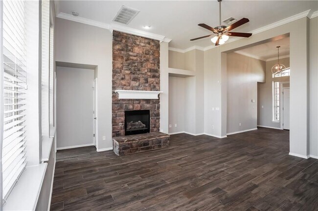18408 El Greco Dr in Edmond, OK - Building Photo - Building Photo