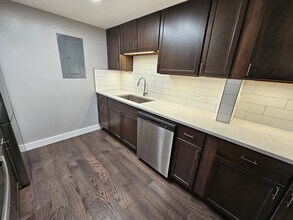 1960 S Xanadu Way in Aurora, CO - Foto de edificio - Building Photo