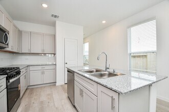 23110 Deanston Dr in Waller, TX - Building Photo - Building Photo