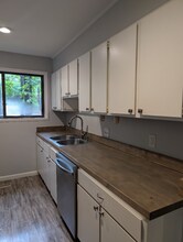 116 Ridge Trail in Chapel Hill, NC - Building Photo - Building Photo