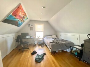 721 Parker St, Unit 4 in Boston, MA - Building Photo - Building Photo