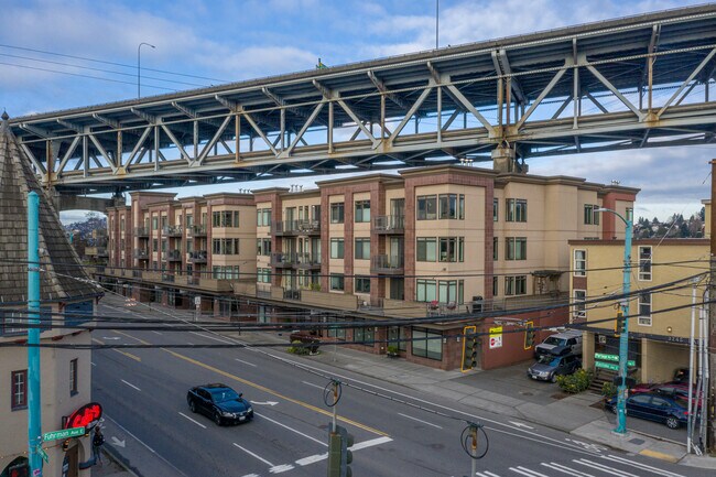 The Eastlake in Seattle, WA - Building Photo - Building Photo