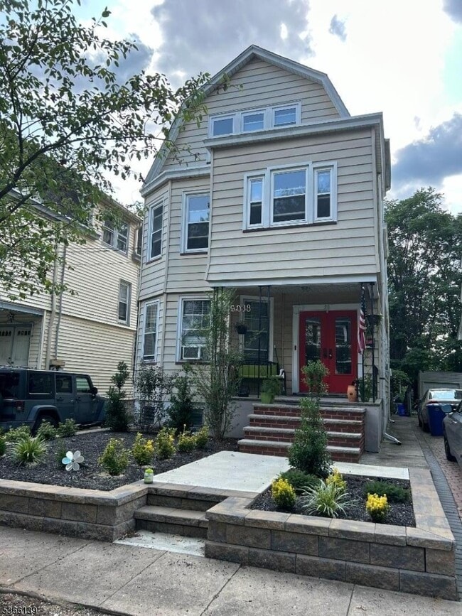 property at 38 Oak St