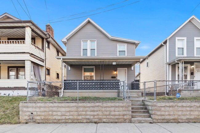 property at 1736 Bruck St