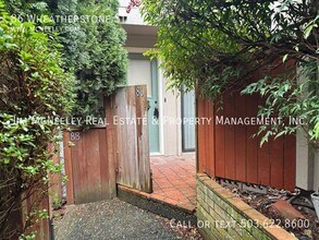 86 Wheatherstone Pl in Lake Oswego, OR - Building Photo - Building Photo