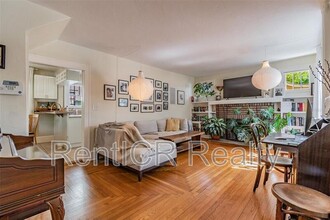 540 11th Ave N in St. Petersburg, FL - Building Photo - Building Photo