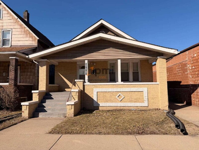 property at 3708 Ivy St