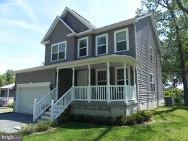 926 Walnut Ave in North Beach, MD - Building Photo