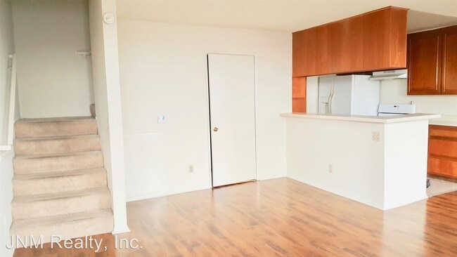 5309 Riverton Ave in Los Angeles, CA - Building Photo - Building Photo