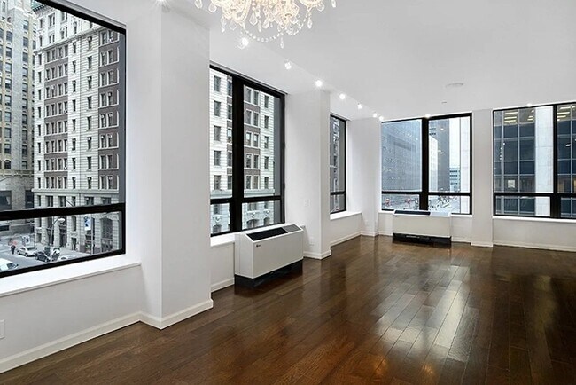 101 Wall St, Unit 420A in New York, NY - Building Photo - Building Photo