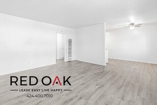 333 N Rockvale Ave in Azusa, CA - Building Photo
