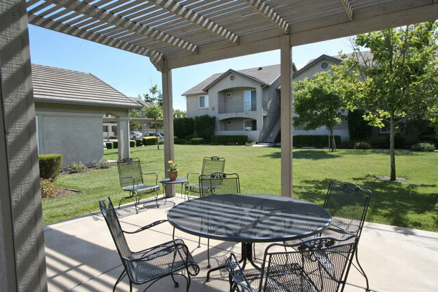 The Cottages Apartment Homes in Stockton, CA - Building Photo - Building Photo