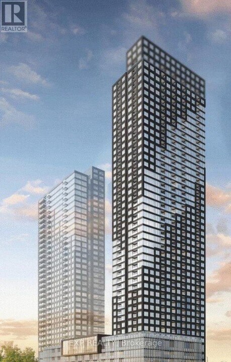 395 Square One Dr in Mississauga, ON - Building Photo