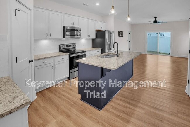 4926 Cannon Crossing Wy in Greensboro, NC - Building Photo - Building Photo