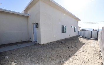 66017 Acoma Ave in Desert Hot Springs, CA - Building Photo - Building Photo