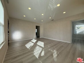 674 Estelle Ave in Glendale, CA - Building Photo - Building Photo