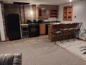 8550 Waverly Rd, Unit Groundfloor Apartment in De Soto, KS - Building Photo - Building Photo