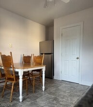 140 W 2nd Ave in Roselle, NJ - Building Photo - Building Photo