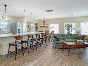 73250 Broadmoor Dr in Thousand Palms, CA - Building Photo - Building Photo