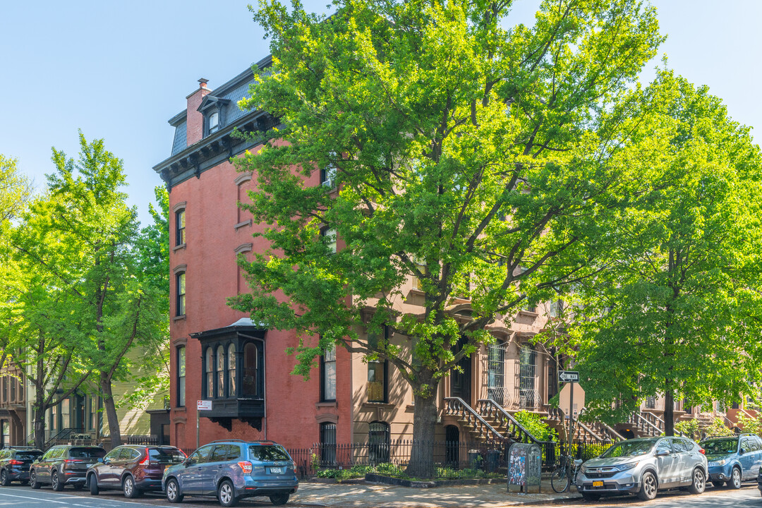 147 Prospect Pl in Brooklyn, NY - Foto de edificio