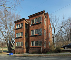 Kenwood Mews Apartments