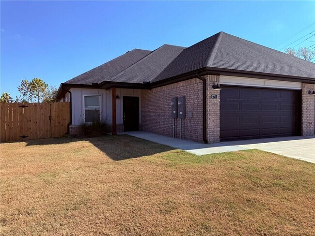property at 77 E Bottlebrush Bnd