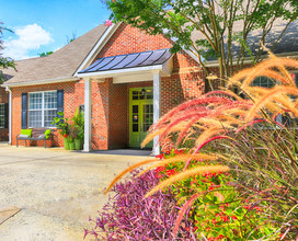 Avalon Peaks in Apex, NC - Foto de edificio - Building Photo