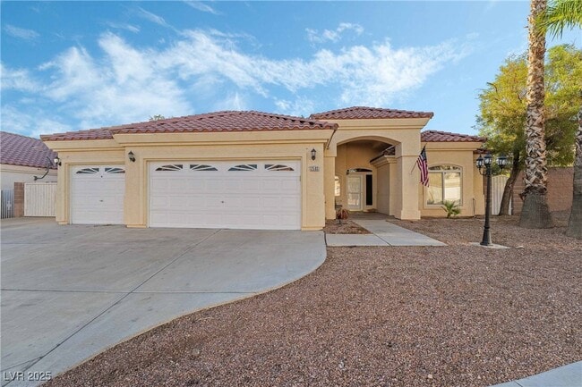2583 Mizzoni Cir in Henderson, NV - Building Photo - Building Photo