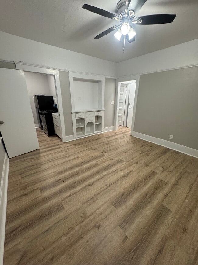 830 Park Blvd in San Diego, CA - Foto de edificio - Building Photo